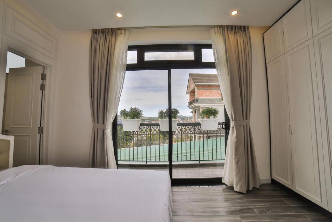 Monaco Hotel Khu Chi Lăng Kültér fotó